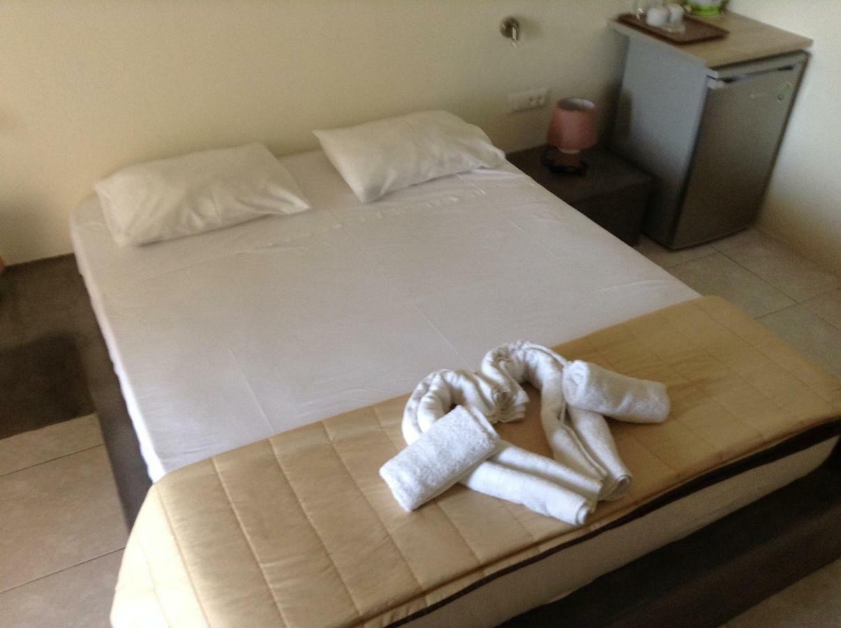 Romantic Spa Resort Exo Katikies  외부 사진